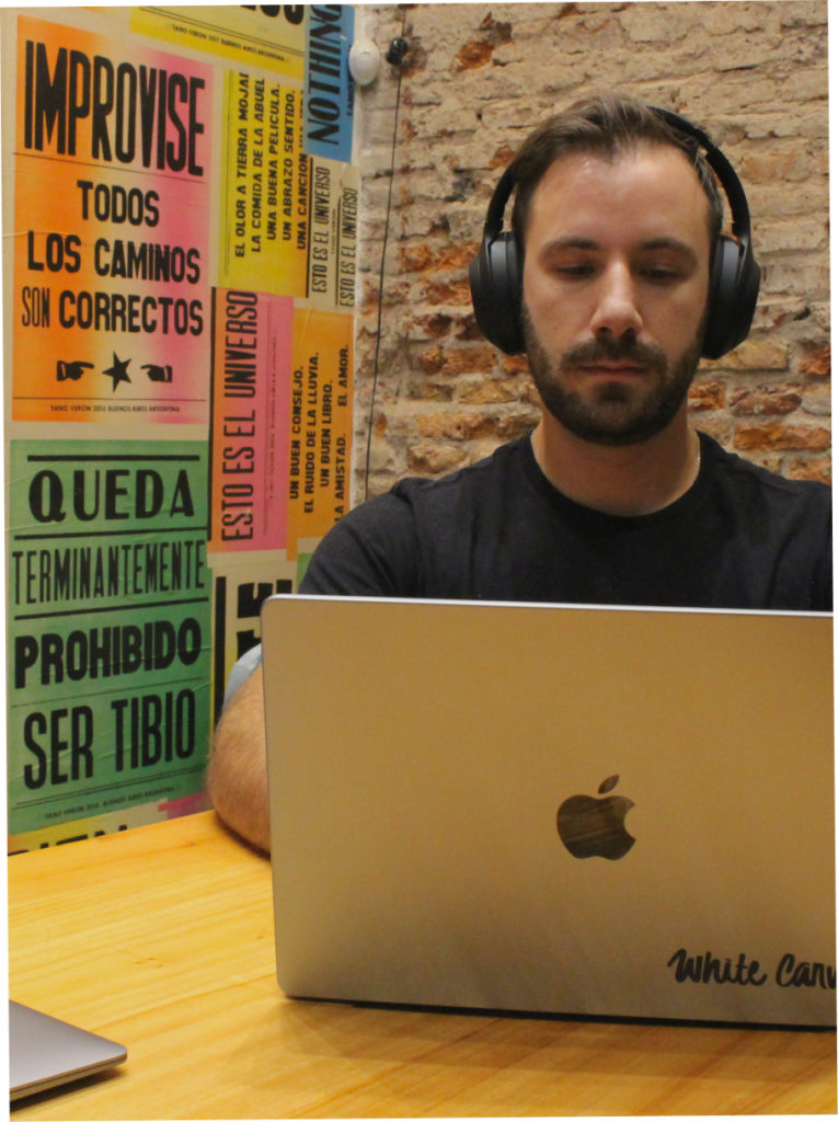 ceo-working-image-gallery