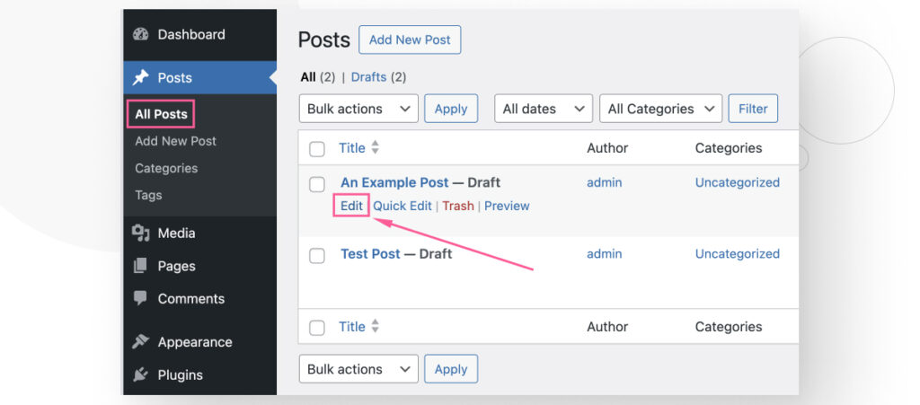 La interfaz de "Todas las entradas" de WordPress. Una flecha y un cuadro resaltan el botón "Editar" debajo de una entrada.