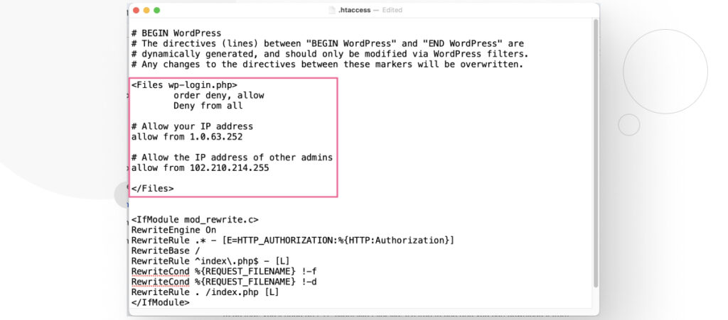 El contenido del archivo .htaccess de un sitio WordPress. Un cuadrado resalta los comandos necesarios para bloquear todas las direcciones IP de acceder a la página de login, excepto algunas autorizadas